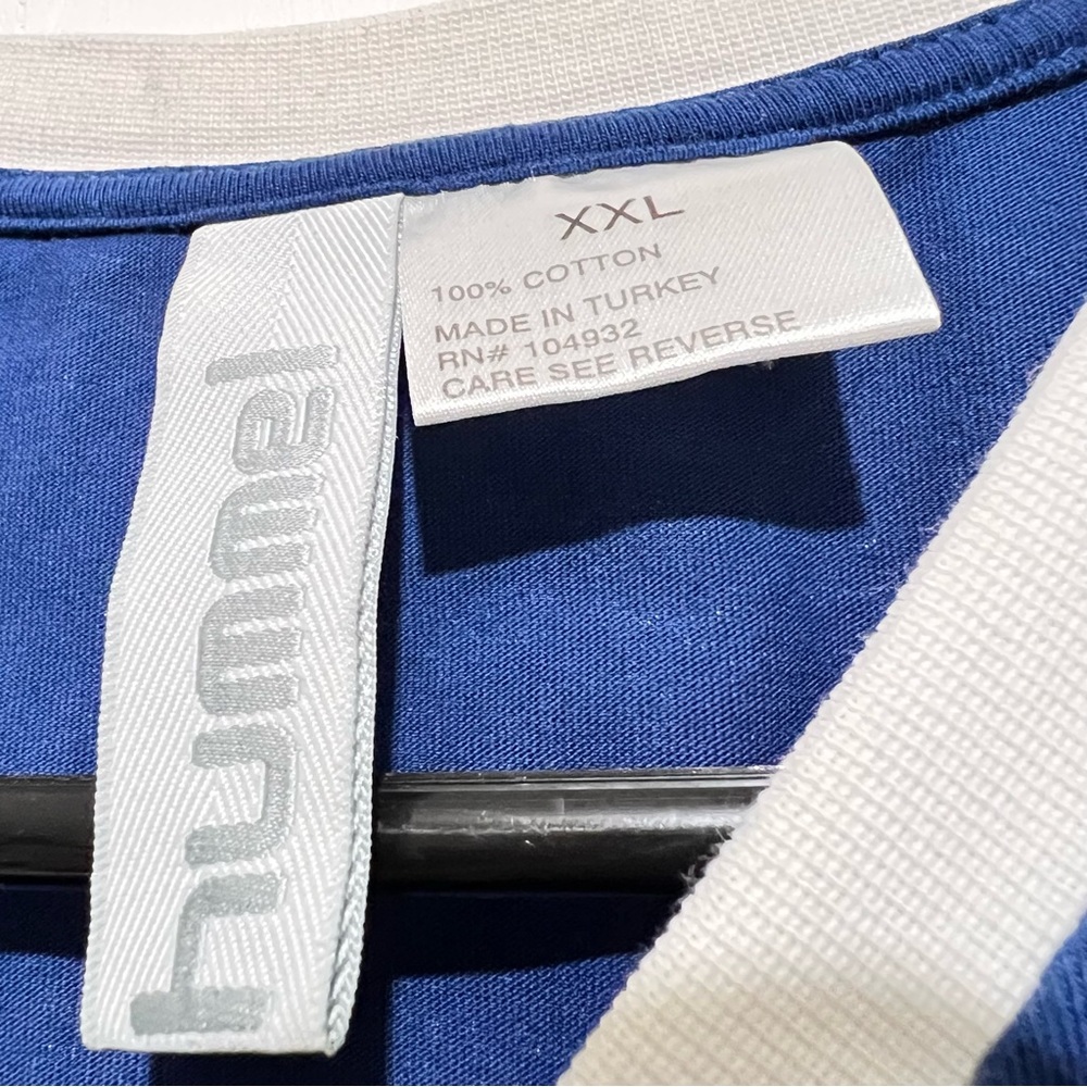 Hummel - Picture 2 of 9